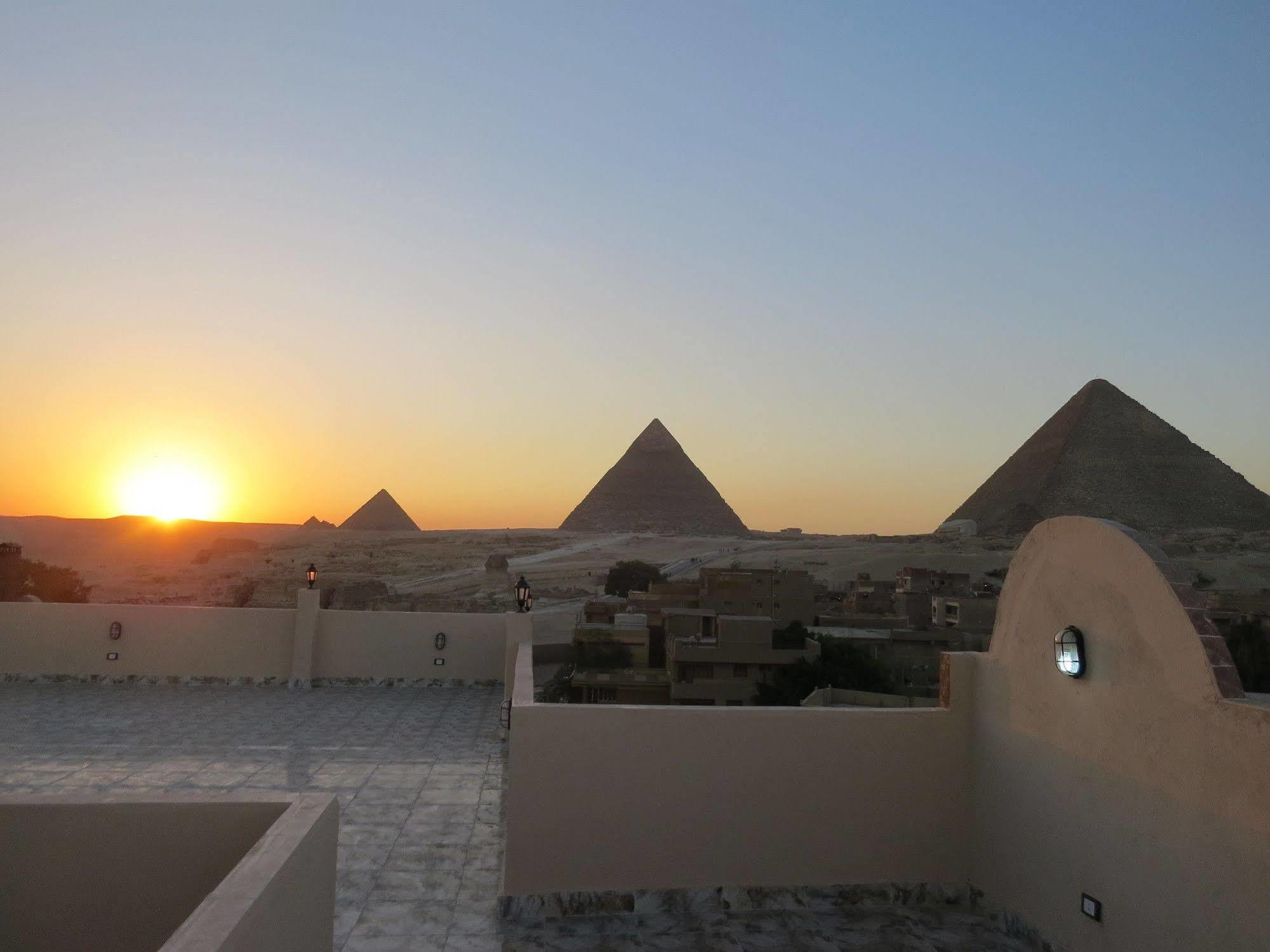 Mena Inn Pyramids Giza Exterior photo